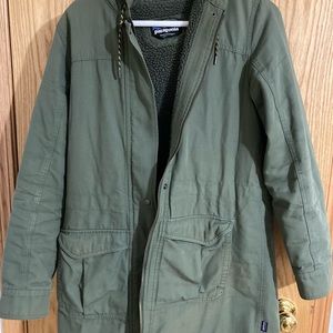 woman patagonia utility jacket